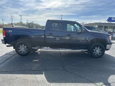 2010 GMC Sierra 2500HD SLE - Photo 4 - Topeka, KS 66608