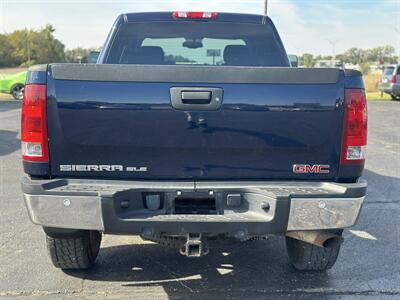 2010 GMC Sierra 2500HD SLE - Photo 6 - Topeka, KS 66608