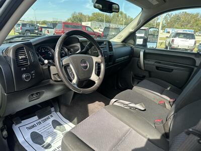 2010 GMC Sierra 2500HD SLE - Photo 9 - Topeka, KS 66608