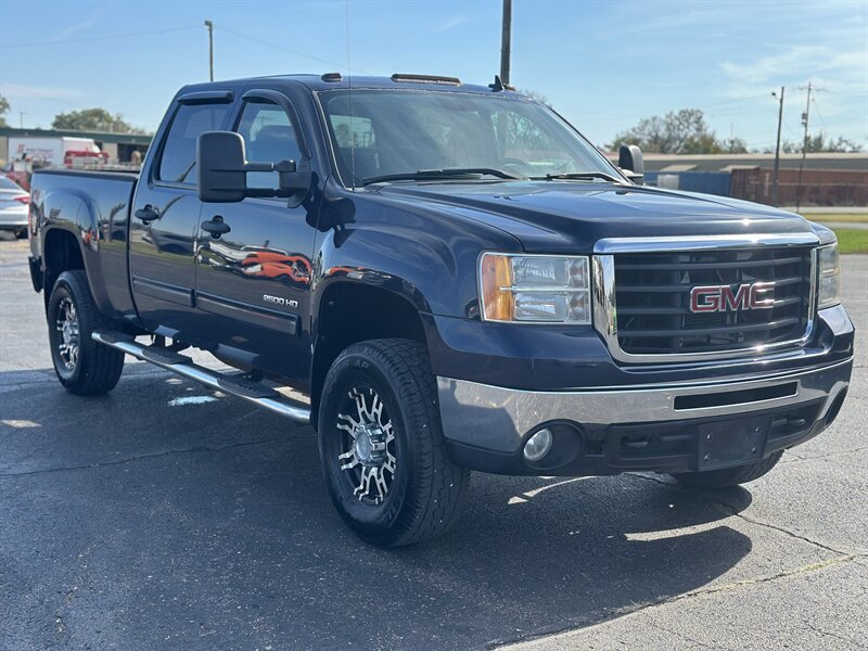 2010 GMC Sierra 2500HD SLE - Photo 3 - Topeka, KS 66608