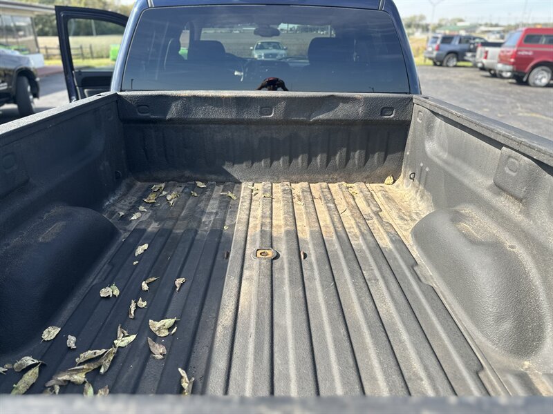 2010 GMC Sierra 2500HD SLE - Photo 14 - Topeka, KS 66608