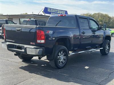 2010 GMC Sierra 2500HD SLE - Photo 5 - Topeka, KS 66608
