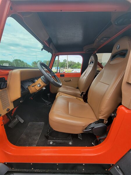 1987 Jeep Wrangler Laredo - Photo 9 - Topeka, KS 66608