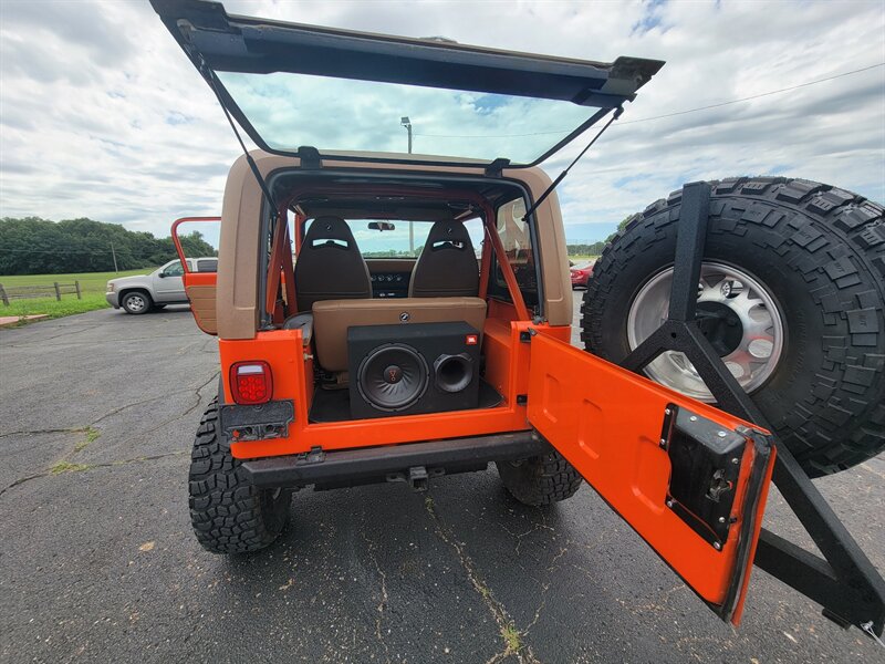 1987 Jeep Wrangler Laredo - Photo 11 - Topeka, KS 66608