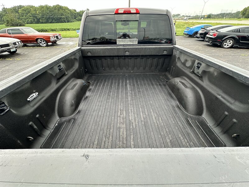 2015 GMC Sierra 1500 SLT - Photo 9 - Topeka, KS 66608