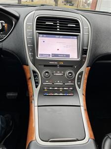 2019 Lincoln Nautilus Reserve   - Photo 17 - Topeka, KS 66608