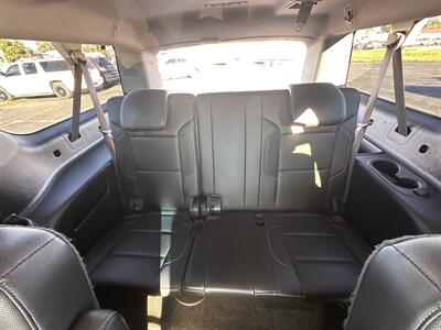 2017 Chevrolet Suburban Premier - Photo 11 - Topeka, KS 66608