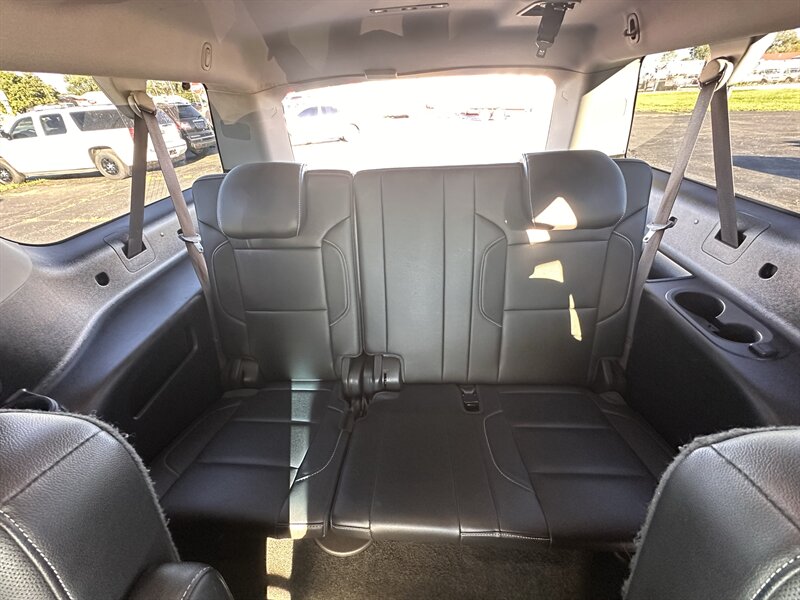 2017 Chevrolet Suburban Premier - Photo 11 - Topeka, KS 66608