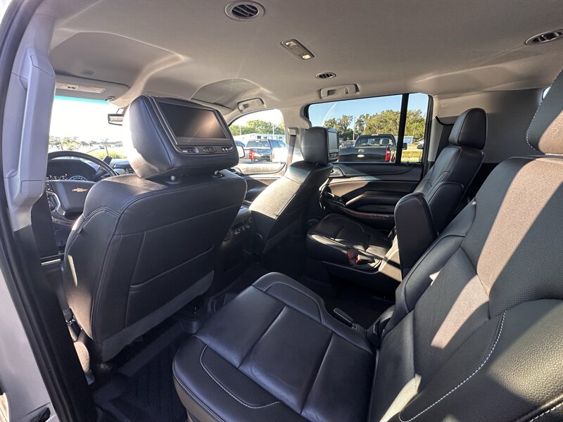 2017 Chevrolet Suburban Premier - Photo 10 - Topeka, KS 66608