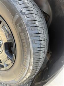 2014 Chevrolet Suburban LT   - Photo 17 - Topeka, KS 66608