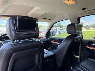 2014 Chevrolet Suburban LT   - Photo 12 - Topeka, KS 66608