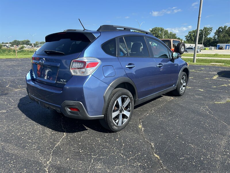 2015 Subaru XV Crosstrek Hybrid Touring - Photo 5 - Topeka, KS 66608