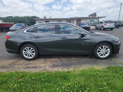2016 Chevrolet Malibu LT   - Photo 4 - Topeka, KS 66608