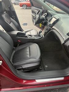 2017 Buick Regal Sport Touring   - Photo 13 - Topeka, KS 66608