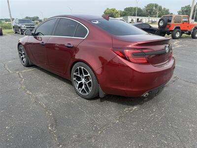 2017 Buick Regal Sport Touring   - Photo 3 - Topeka, KS 66608