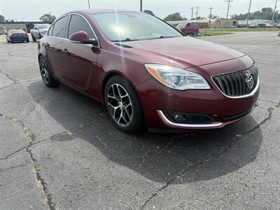 2017 Buick Regal Sport Touring   - Photo 7 - Topeka, KS 66608