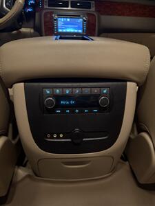 2012 Chevrolet Tahoe LTZ   - Photo 12 - Topeka, KS 66608