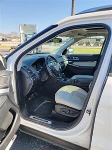 2017 Ford Explorer Platinum - Photo 9 - Topeka, KS 66608