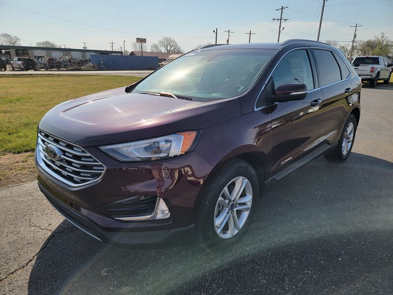 2020 Ford Edge SEL   - Photo 1 - Topeka, KS 66608