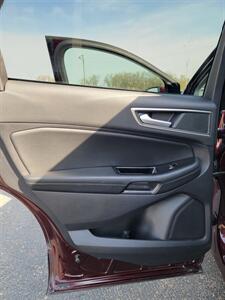 2020 Ford Edge SEL   - Photo 11 - Topeka, KS 66608