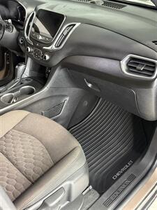 2018 Chevrolet Equinox LT   - Photo 13 - Topeka, KS 66608