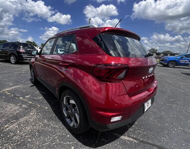 2024 Hyundai VENUE Limited - Photo 2 - Topeka, KS 66608