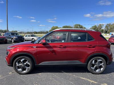 2024 Hyundai VENUE Limited   - Photo 3 - Topeka, KS 66608