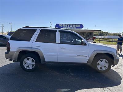 2002 Chevrolet TrailBlazer LTZ - Photo 4 - Topeka, KS 66608