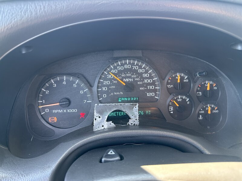 2002 Chevrolet TrailBlazer LTZ - Photo 15 - Topeka, KS 66608