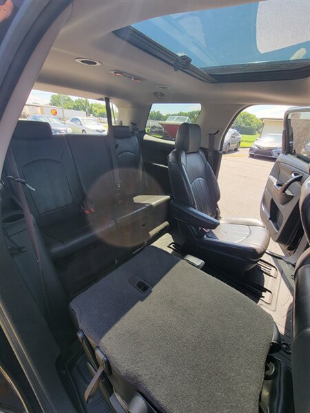 2013 GMC Acadia Denali - Photo 18 - Topeka, KS 66608