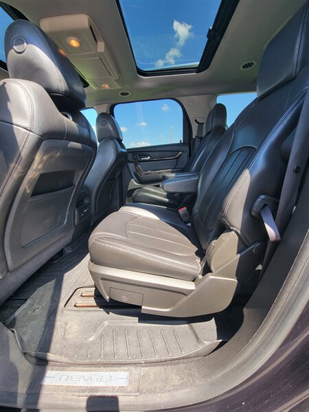 2013 GMC Acadia Denali - Photo 10 - Topeka, KS 66608