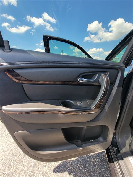 2013 GMC Acadia Denali - Photo 11 - Topeka, KS 66608