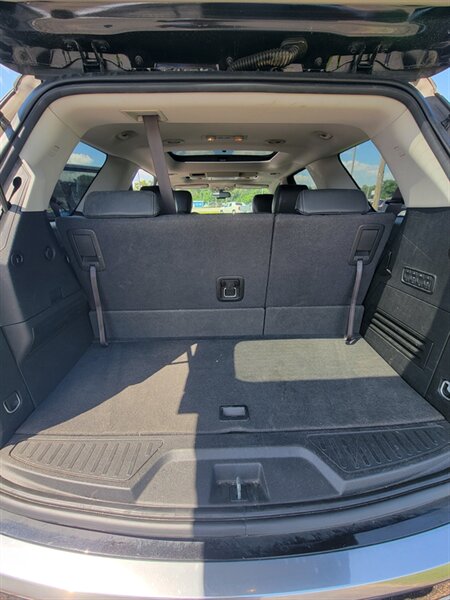 2013 GMC Acadia Denali - Photo 12 - Topeka, KS 66608