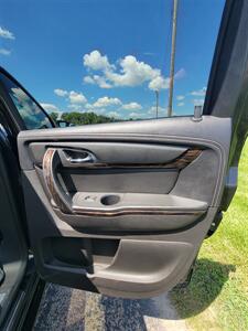 2013 GMC Acadia Denali - Photo 14 - Topeka, KS 66608