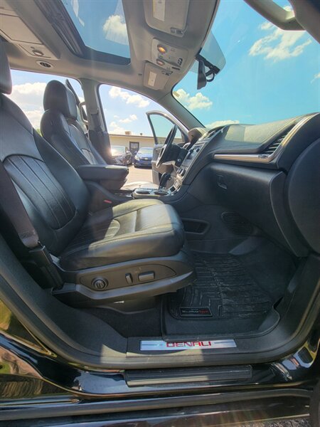 2013 GMC Acadia Denali - Photo 15 - Topeka, KS 66608