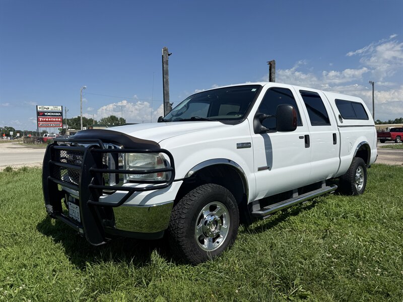 2005 Ford F-250 Lariat - Photo 2 - Topeka, KS 66608