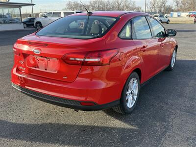 2015 Ford Focus SE   - Photo 3 - Topeka, KS 66608