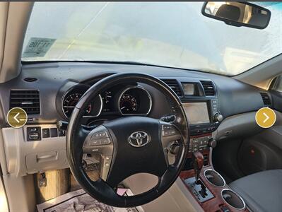 2010 Toyota Highlander Limited   - Photo 10 - Topeka, KS 66608