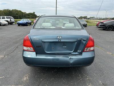 2001 Hyundai ELANTRA GLS   - Photo 6 - Topeka, KS 66608