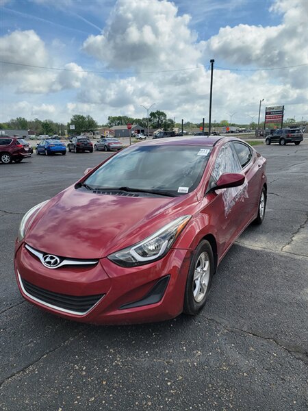 2014 Hyundai ELANTRA SE   - Photo 1 - Topeka, KS 66608
