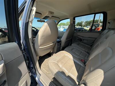 2002 Ford Explorer XLT   - Photo 9 - Topeka, KS 66608