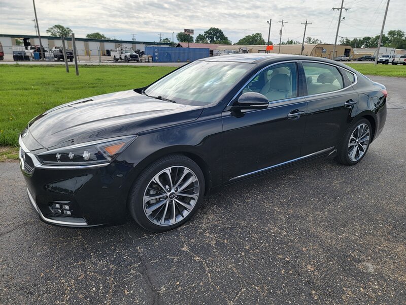 2018 Kia Cadenza Premium  