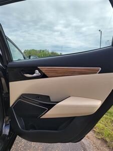 2018 Kia Cadenza Premium   - Photo 13 - Topeka, KS 66608