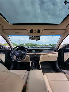 2018 Kia Cadenza Premium   - Photo 18 - Topeka, KS 66608