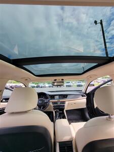 2018 Kia Cadenza Premium   - Photo 17 - Topeka, KS 66608