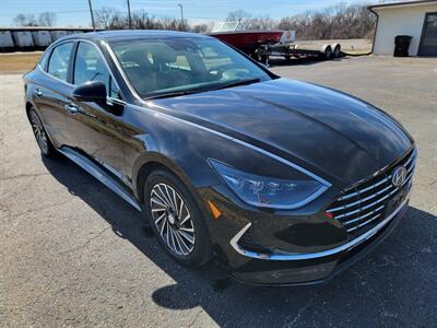 2021 Hyundai SONATA Hybrid Limited   - Photo 3 - Topeka, KS 66608