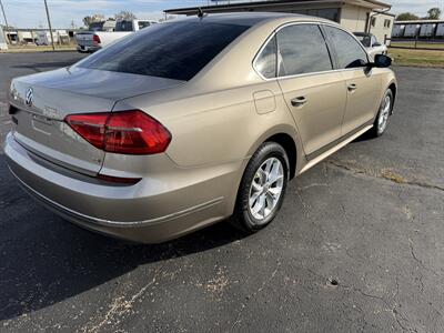 2016 Volkswagen Passat 1.8T S   - Photo 3 - Topeka, KS 66608