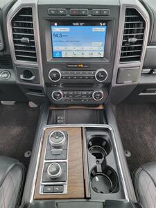 2018 Ford Expedition Platinum Max   - Photo 24 - Topeka, KS 66608