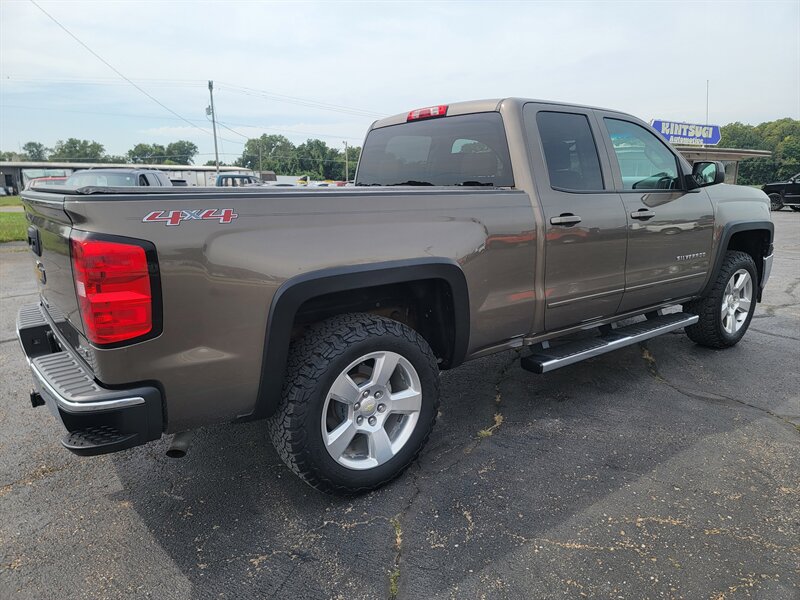 2015 Chevrolet Silverado 1500 LT - Photo 5 - Topeka, KS 66608