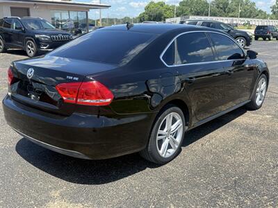 2015 Volkswagen Passat 2.0L TDI SE - Photo 4 - Topeka, KS 66608